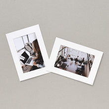 Load image into Gallery viewer, Monolike Slim&Light Paper Photo Frame Box Set 4x6 White 100 pcak - Fits 4"x6" Pictures