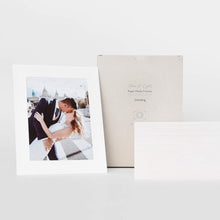 Load image into Gallery viewer, Monolike Slim&Light Standing Paper Photo Frame Box Set 5x7 White 100 pcak - Fits 5"x7" Pictures