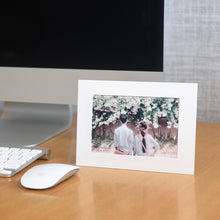 Load image into Gallery viewer, Monolike Standing Paper Frame 4x6 White 10p 4x6Inch Size