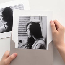 Load image into Gallery viewer, Monolike Standing Paper Photo Frame 5x7 White 10p 5x7Inch size